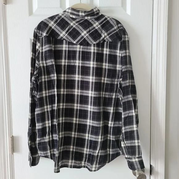 SALE!! Lucky Brand Plaid Button Down Shirt - Picture 3 of 3